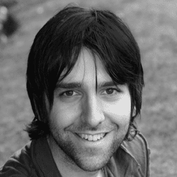 alex-moss-sq-250-bw